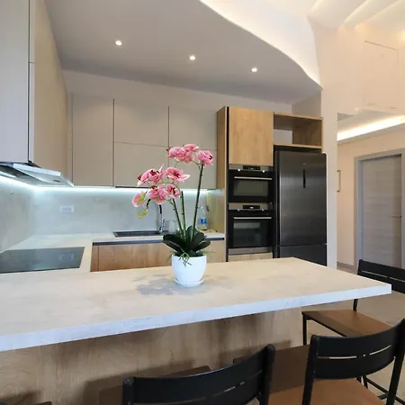 Villa New Modern Riz With Private Pool Near The Town Center And By Wiibuk