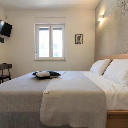 New Modern Riz With Private Pool Near The Town Center And By Wiibuk