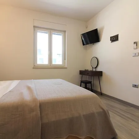 New Modern Riz With Private Pool Near The Town Center And By Wiibuk * Pula