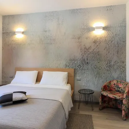 Villa New Modern Riz With Private Pool Near The Town Center And By Wiibuk Pola