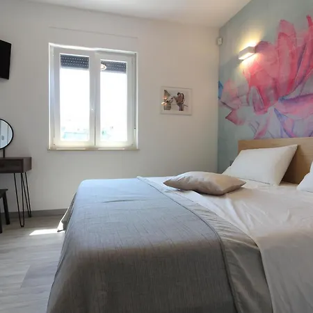 New Modern Riz With Private Pool Near The Town Center And By Wiibuk * Pula