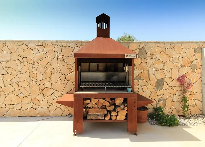 New Modern Riz With Private Pool Near The Town Center And By Wiibuk Vila Pula