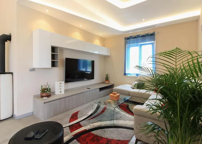 New Modern Riz With Private Pool Near The Town Center And By Wiibuk