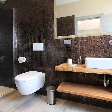 빌라 New Modern Riz With Private Pool Near The Town Center And By Wiibuk *