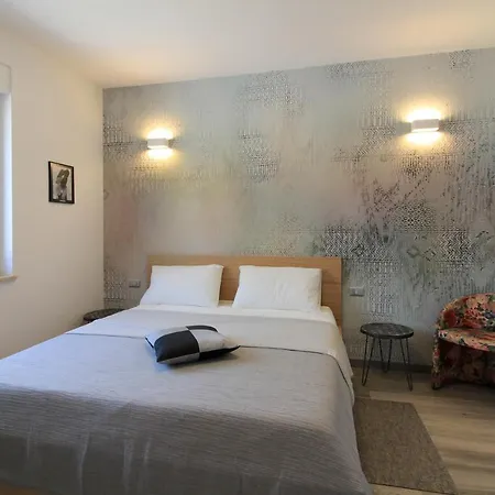 빌라 New Modern Riz With Private Pool Near The Town Center And By Wiibuk 풀라