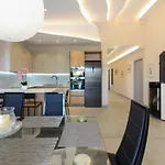 New Modern Riz With Private Pool Near The Town Center And By Wiibuk