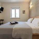 New Modern Riz With Private Pool Near The Town Center And By Wiibuk