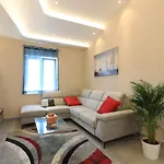 New Modern Riz With Private Pool Near The Town Center And By Wiibuk