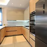 New Modern Riz With Private Pool Near The Town Center And By Wiibuk * Pula